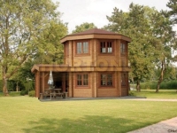 Garden summerhouse log cabin