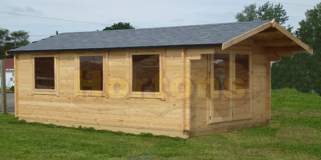 3x5m log cabin with double glazing