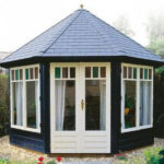 Lugarde octagonal summerhouse