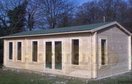 7.5m x 5.5m log cabin kit