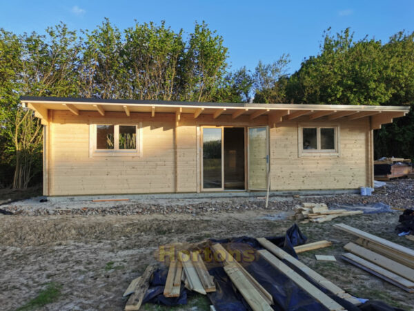 10m x 3m pent log cabin installed