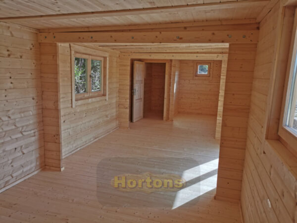 10m x 3m pent log cabin with box room 2