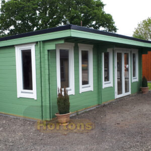 7.5m x 4.5m large log cabin