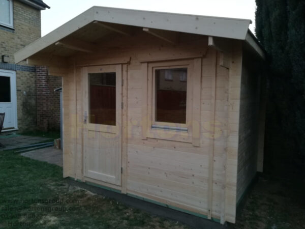 3m x 2.5m insulated garden cabin