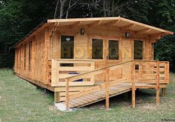 5x12m log cabin with 3 rooms on raised timber base
