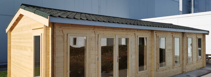 10.5m x 4.5m insulated log cabin